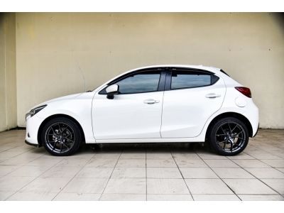 MAZDA 2 SkyActiv 1.3 High Connect A/T ปี 2018 รูปที่ 6